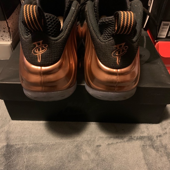 Air Foamposites - Copper (2017) - Picture 2 of 4